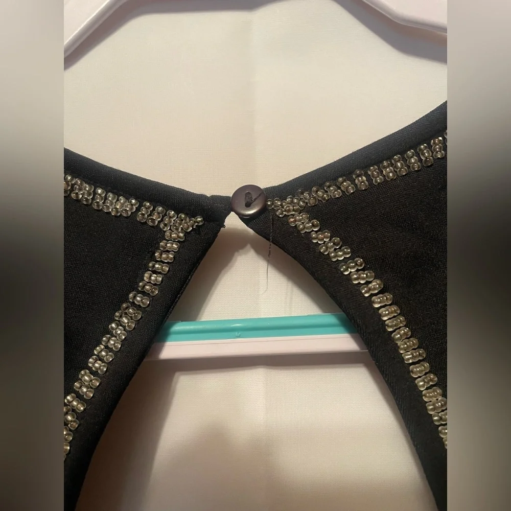 SARA BOO, Elegant Black Dress with Embellished Neckline - Picture 6 of 7